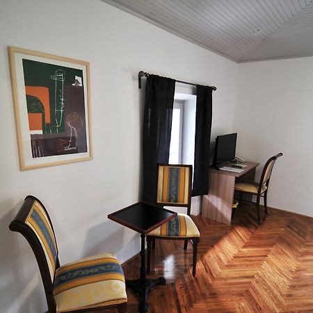 Hotel Villa Laurel Lovran Eksteriør bilde
